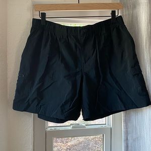 Columbia Black Activewear Shorts Medium